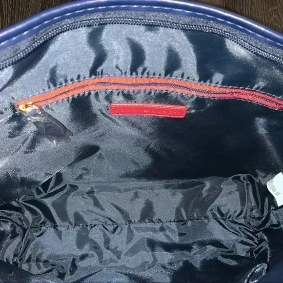 Tommy Hilfiger Shopper Bag​​ - Picture 9 of 10